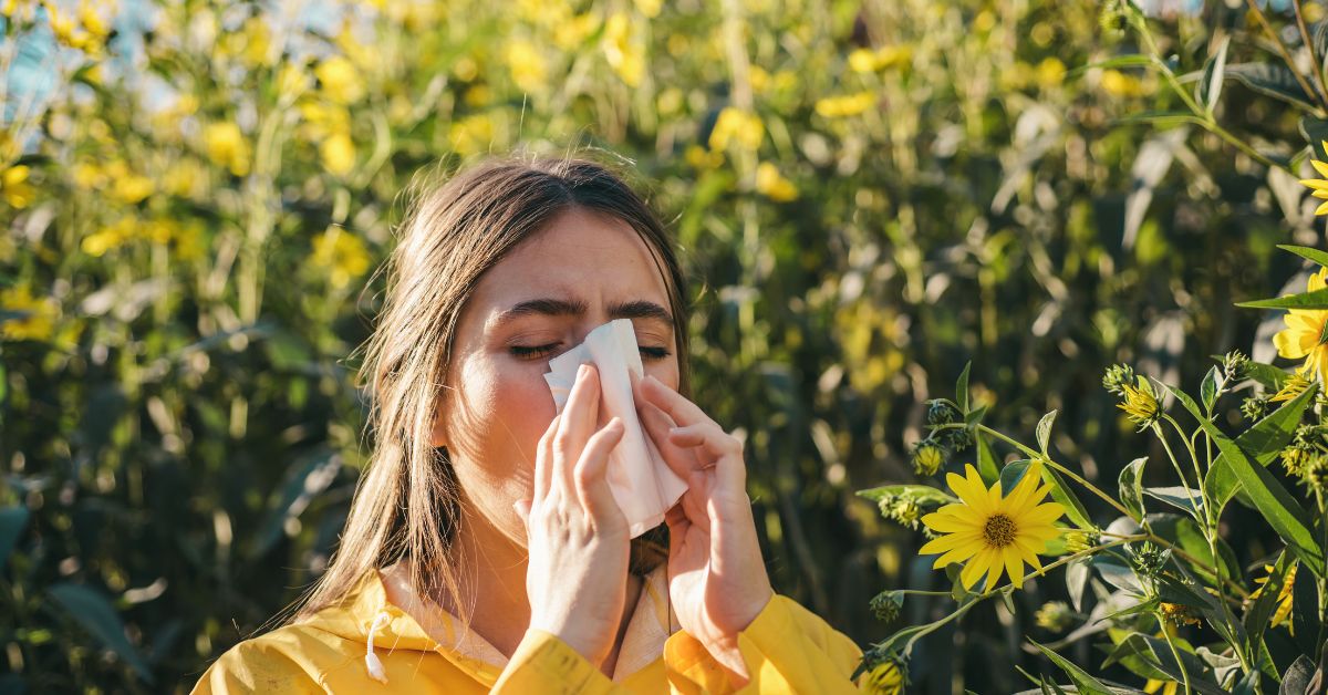 Folyamatosan tüsszög, de nem tudja, mitől? Minden, amit a 40-es inhalatív allergiapanelről tudni kel